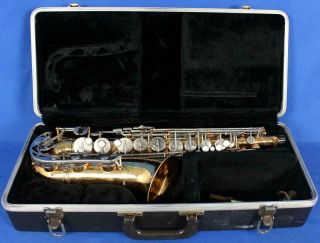Vintage Vito Japan Alto Saxophone Sax Woodwind Instrument W/ Case
