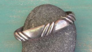 Old Vintage Sterling Silver Unsigned Cast Stamped Native American Cuff Bracelet