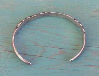 Old Vintage Sterling Silver Unsigned Cast Stamped Native American Cuff Bracelet 6