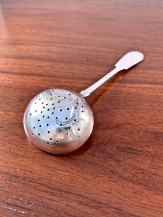 Russian 84 Solid Silver Hand Engraved Strainer Spoon: Moscow 1908 - 26 Kb Maker