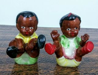 Vintage Black Americana Salt & Pepper Shakers KIDS IN BASKET Japan Ceramic 5