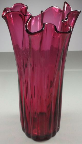 Vintage Pilgrim Cranberry Glass 12 " Pleated Optic Vase W/ Scalloped Top