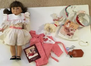 vintage american girl doll Molly McIntire 1986 with clothing and accessories 2