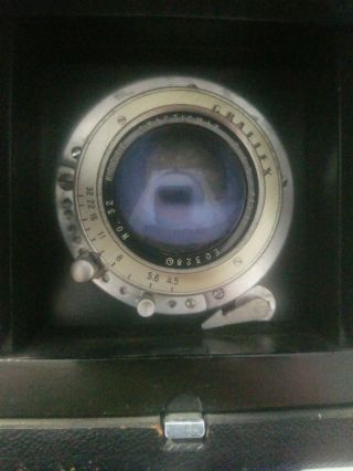 graflex d vintage box camera no 32 f - 4.  5 lens kodak 3