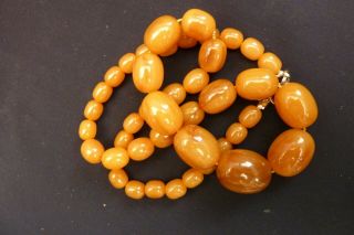 Art Deco Butterscotch Amber Bakelite Bead Necklace 8