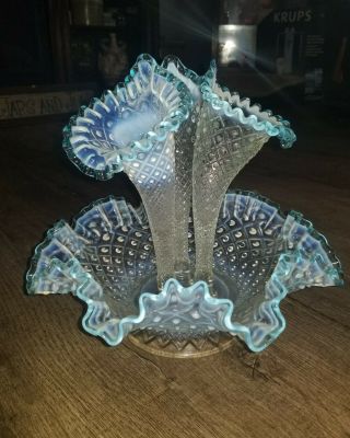 Gorgeous Vintage Fenton 3 Horn Epergne Diamond Lace Blue French Opalescent 10.  5 "