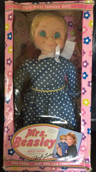 Vintage 2000 Mrs.  Beasley Collectible Doll Family - Nib - Box Rough