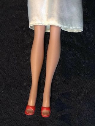Vintage 1961 - 62 Blonde Bubble Cut Barbie Doll 850 w/White Satin Jacket/Skirt 7