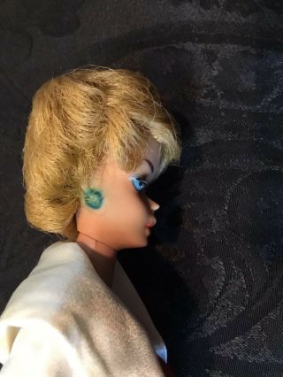 Vintage 1961 - 62 Blonde Bubble Cut Barbie Doll 850 w/White Satin Jacket/Skirt 8