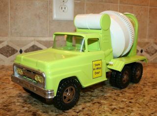 Vintage Tonka Lime Green Hi - Way Custom Cement Mixer Truck 4