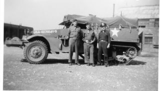 Org Wwii Photo: American Officer With Armored Halftrack Eto