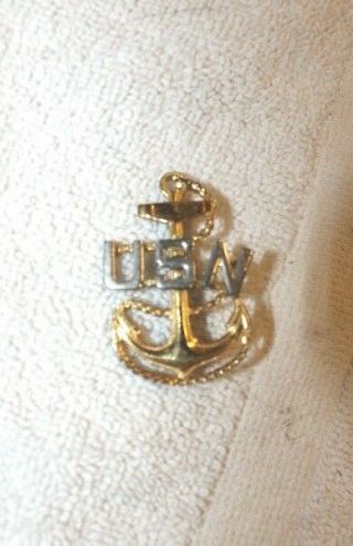 Wwii Era U.  S.  Navy Usn Hat Uniform Pin Anchor 1.  75 " X 1.  5 "