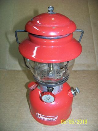 Vintage Coleman 200 Lantern Made In Canada.