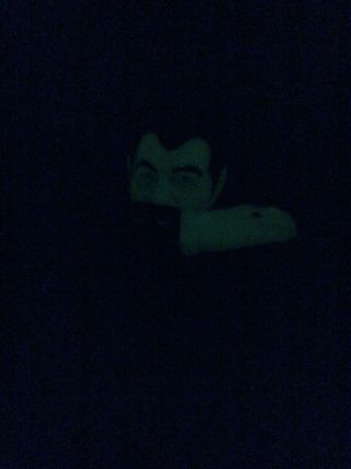 VINTAGE DRACULA WITH COFFIN FUNSTUF FIGURE RARE 1979 ANI - FORMS GLOW IN THE DARK 4