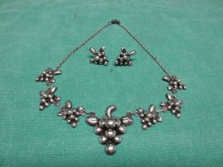 Vtg Mexican Sterling Silver Grape Clusters Necklace & Screw Back Earring Set