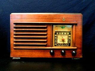 Vintage 30s Old Emerson Restored Radio Antique Ingraham Cabinet Green Eye Tuner