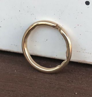 A Fine Quality Extra Large “20mm Diameter” Antique 18ct Gold Split Ring,  C1800s.