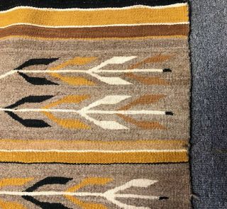 VINTAGE C1950 NAVAJO WIDE RUINS RUG,  ARROWS,  VEGETAL DYES,  51 1/4 