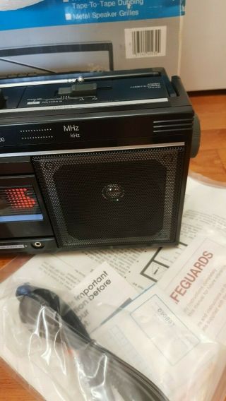 Sony CFS - 230 Vintage AM/FM Cassette Recorder Player Radio Boombox 2