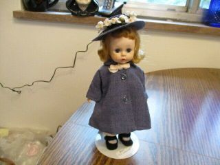 Vintage 1955 Madame Alexander - Kin 8 " Wendykins Sl Doll In Blue Coat & Hat