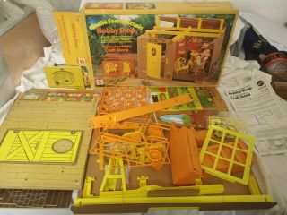 Vintage 1976 The Sunshine Family Craft Store By Mattel German/english