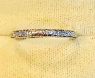 18k White Gold Art Deco Vintage Hand Carved Ladies Band Sz 5.  75 Dated 5 - 23 - 27