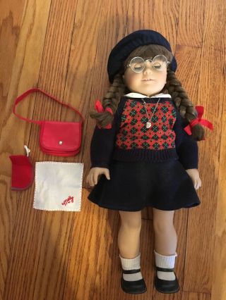 AMERICAN GIRL DOLL MOLLY McINTIRE Vintage Includes Accessories 6