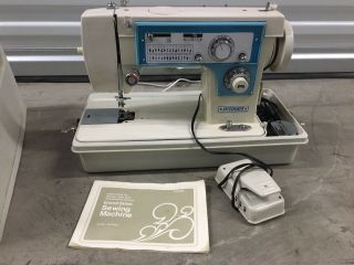 Vintage Dressmaker 7000 Heavy - Duty Upholstery & Sewing Machine
