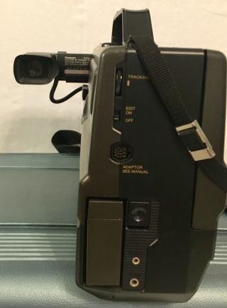 Panasonic Omnimovie VHS HQ Camcorder Vintage Case Cords Battery 3