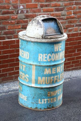 Vintage MERIT MUFFLER Metal Trash Can with Dome top Flip lid Door blue barrel 3