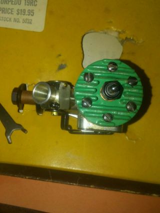 VINTAGE K&B TORPEDO.  19 GREEN HEAD R/C MODEL AIRPLANE ENGINE 19 6