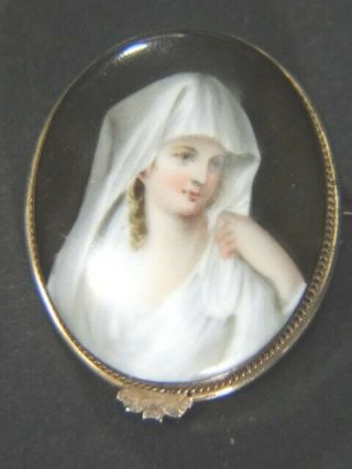Victorian Large Handpainted Lovely Lady Porcelain Gold Filled Brooch Pin