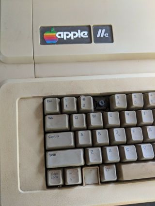 Vintage Apple IIe 2e iie Computer A2S2064 6