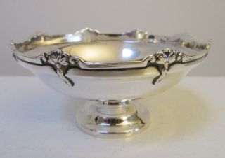 Vintage Footed Solid Silver Nut Bowl Pin Dish Walker & Hall 64317