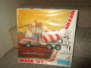 Vintage Ertl Mack Dm 800 Rex Mixer Truck Factory 1/25th Scale