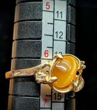 Gorgeous Vintage Honey Catseye 10k Gold Ring sz.  6.  5 5