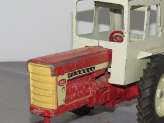 Vintage Ertl FARMALL 560 International IH Tractor with Cab 1:16 toy 6