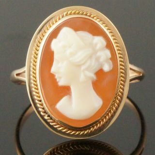 Vintage Solid 14k Yellow Gold & Carved Natural Shell Cameo,  Estate Ring,  Nr