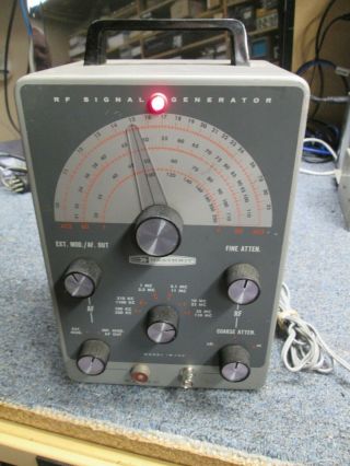 Heathkit Model Ig - 102 Tube Rf Signal Generator With Cable,  Vintage Serviced.