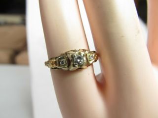 VINTAGE 14K SOLID GOLD RING FROM 1940s WITH 3 NATURAL DIAMONDS SIZE 3.  75 4