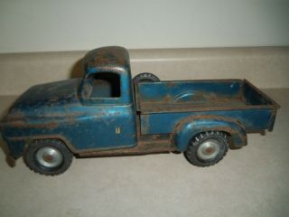 1950s TRU SCALE INTERNATIONAL PICKUP TRUCK Vintage Farm Toy IH FARMALL ESKA 4