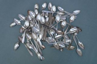 75pc Oneida Community Grosvenor Silverplate Teaspoons For Crafts Or Use