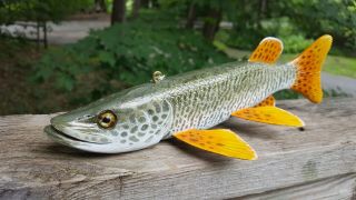 Deluxe Competition Muskie Fish Decoy Carved By John Peeters - Ice Spearing Lure