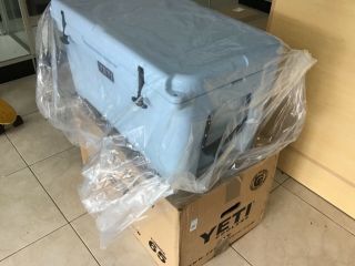 Yeti Cooler Tundra 65 Blue Limited Color Rare 2