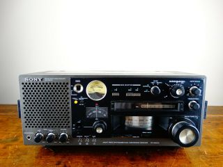 SONY ICF - 6800W FM AM MW SW 31 Multi Band World Radio Receiver Vintage Portable 2