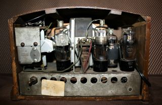 VINTAGE OLD ANTIQUE MIDGET TUBE RADIO;EARLY 1930 ' S,  BRAND UNKNOWN,  RESTORED, 6
