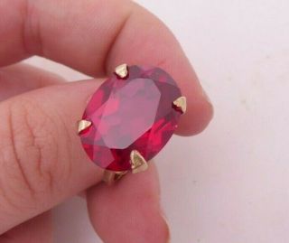 9ct Gold Large Ruby Heavy Ring,  9k 375