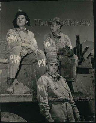 1945 Press Photo German Prisoners - Of - War At Prison Camp At Mitchell Field