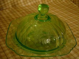 Vintage Federal Green Depression Glass Parrot Lidded Butter Dish 1931 - 1932