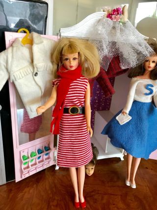 2 Vintage Francie Barbie Dolls Suzy Goose Wardrobe W/clothing & Shoes,  Bonus